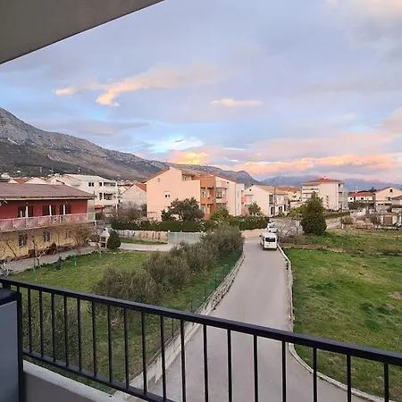 Explore The Croatian Coast And Relax In Modern Comfort Apartment